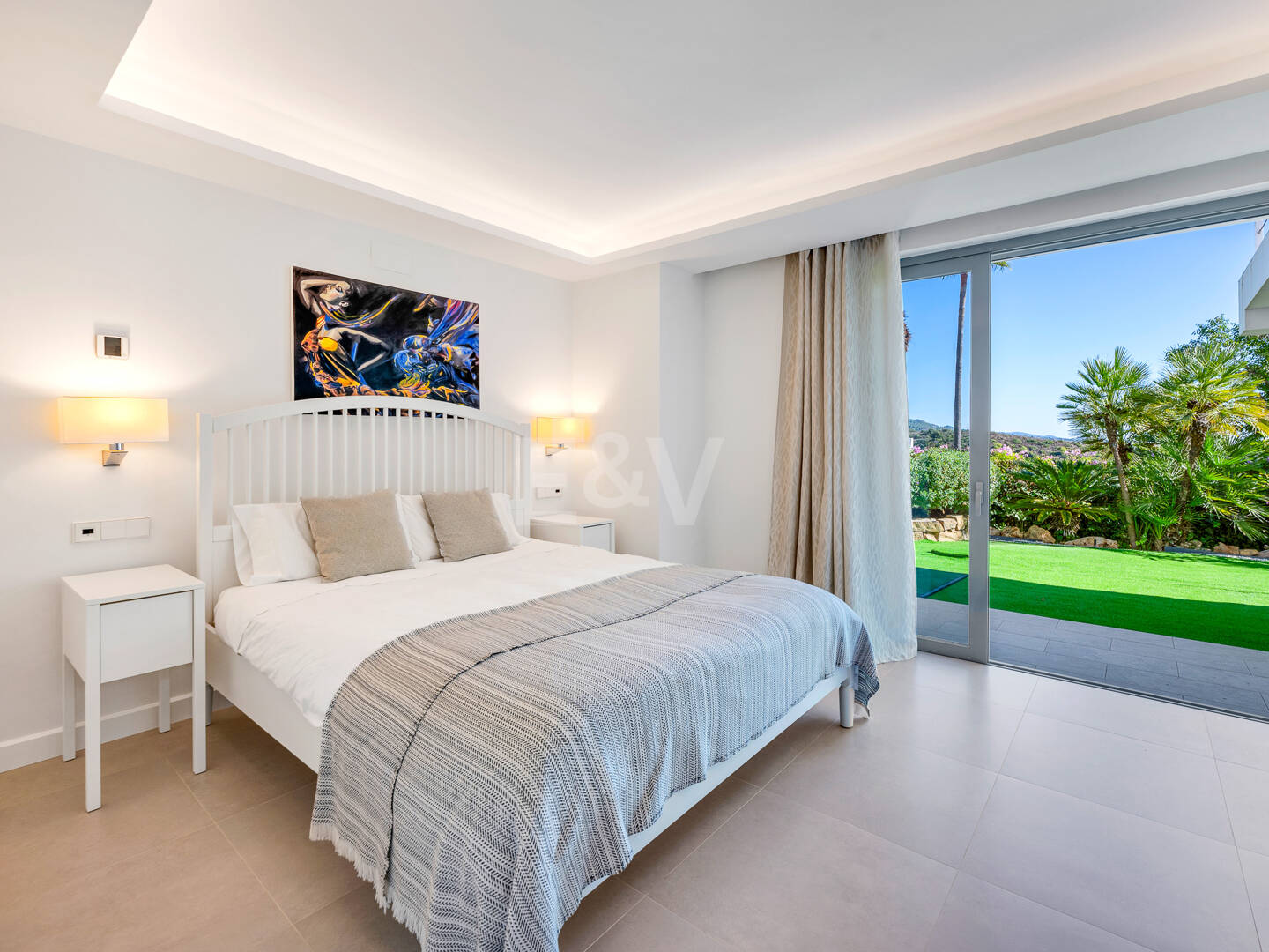 Contemporary Luxury Villa with Sea and Mountain Views