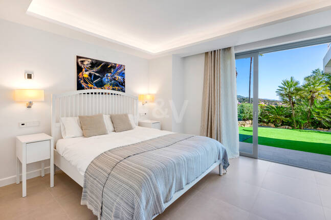 Contemporary Luxury Villa with Sea and Mountain Views