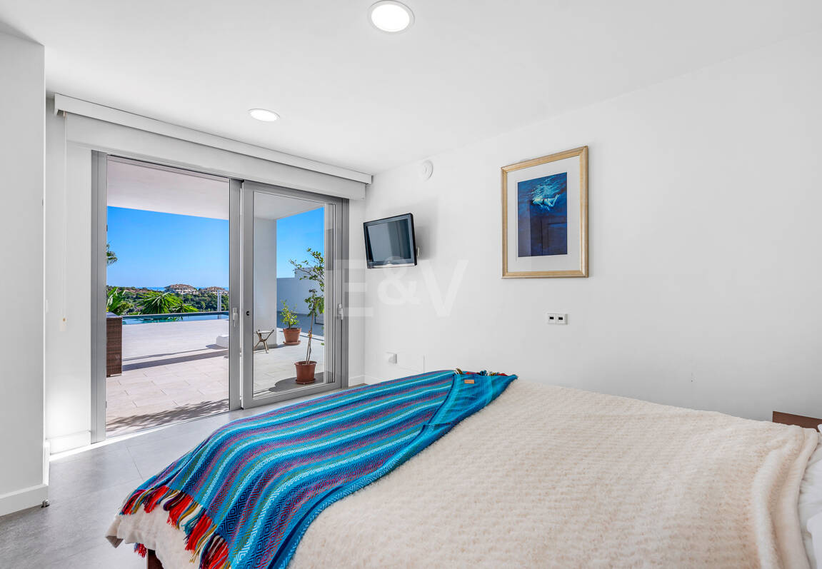 Contemporary Luxury Villa with Sea and Mountain Views