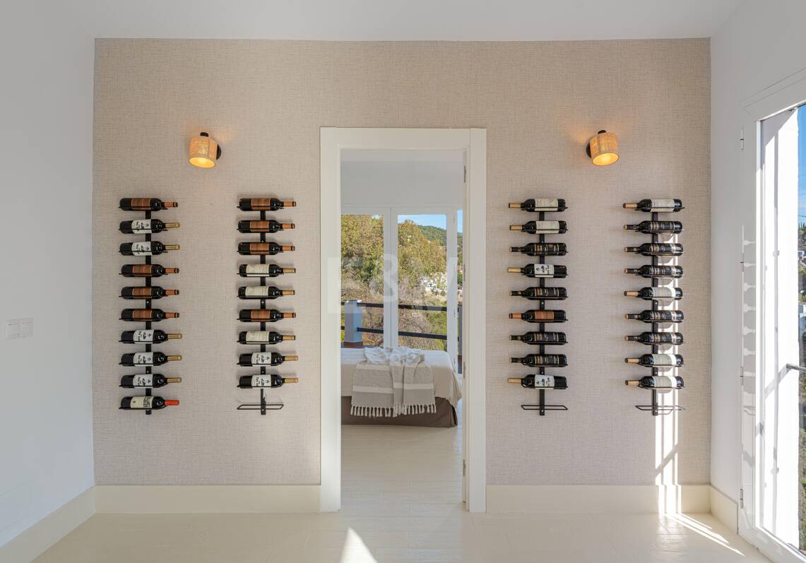 Elegant andalusisk villa med havsutsikt