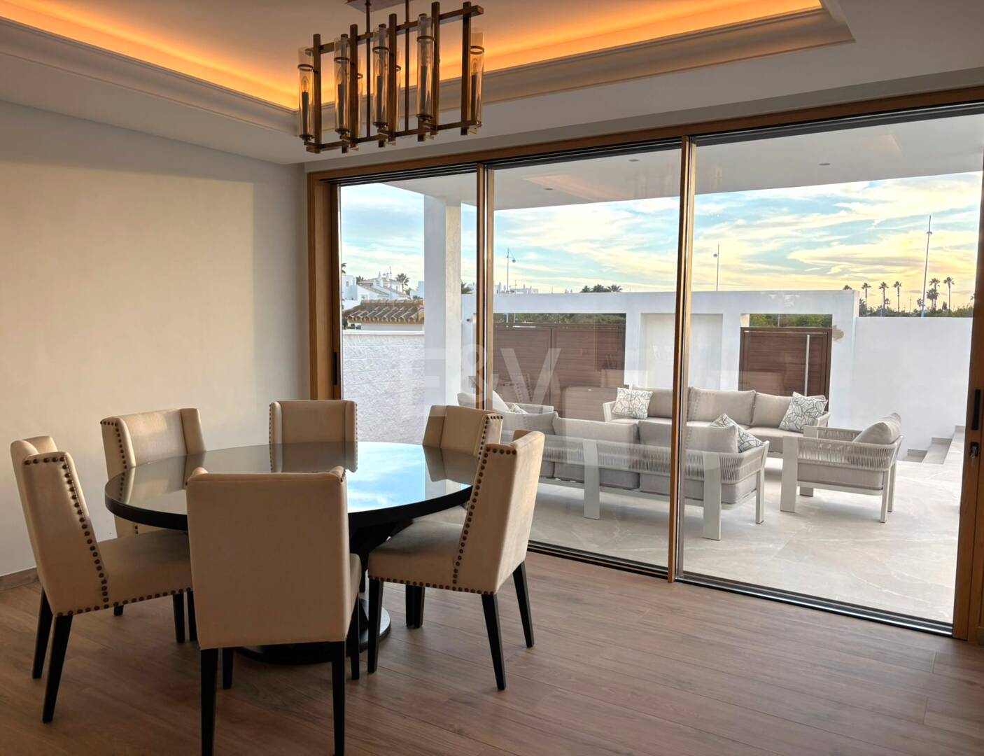 Tu casa definitiva al lado del mar en Marbella