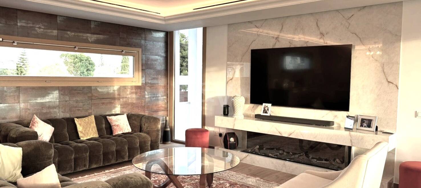 The Ultimate All-in-One Beachside Home in Marbella