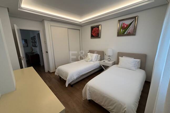 Tu casa definitiva al lado del mar en Marbella