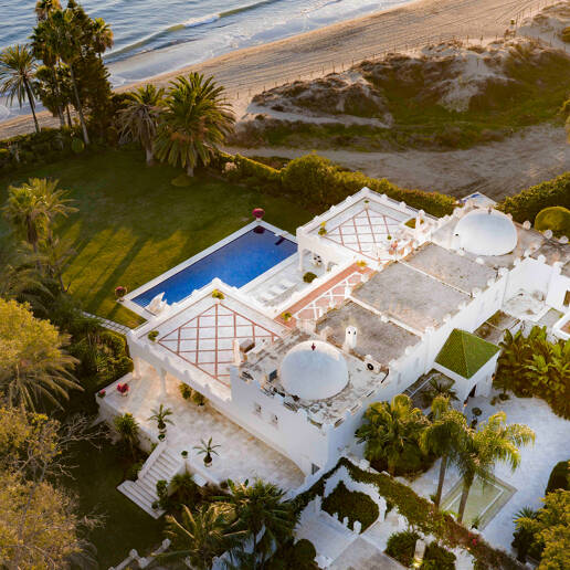 Iconic Frontline Beach Estate with Private Beach Access