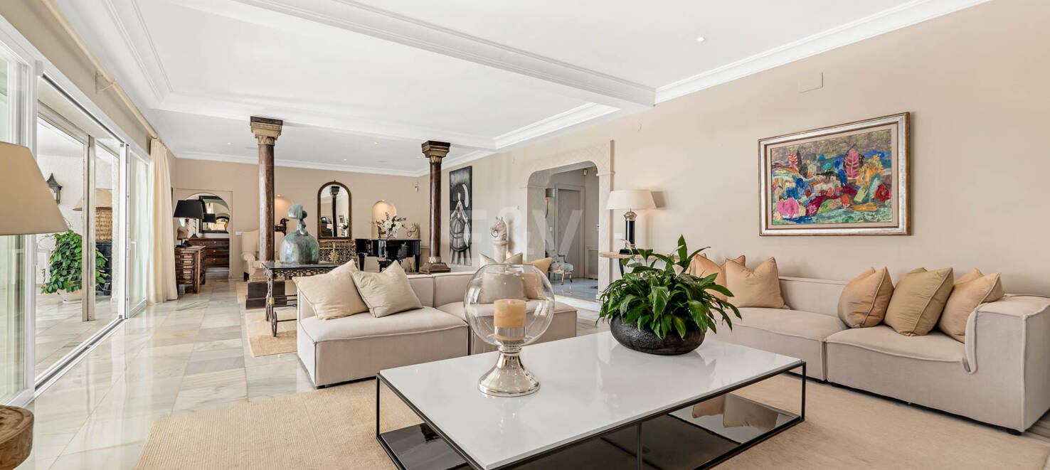 Iconic Frontline Beach Estate with Private Beach Access