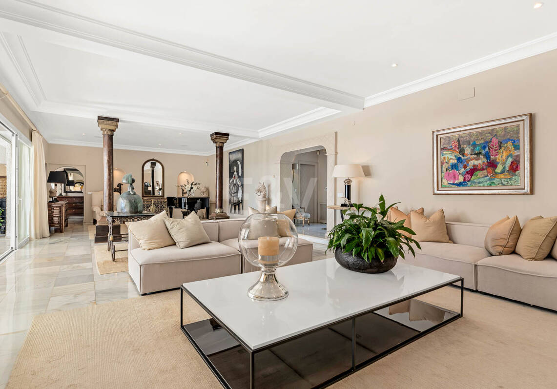 Iconic Frontline Beach Estate with Private Beach Access