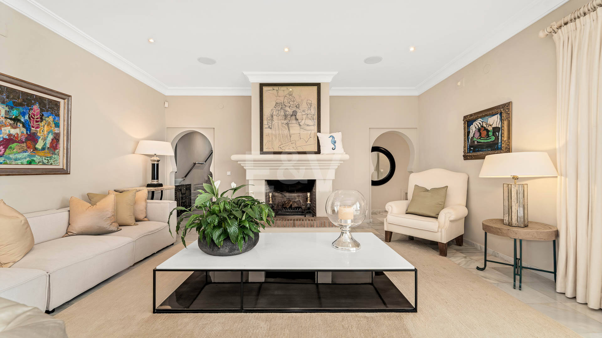 Icónica villa en primera línea con acceso privado a la playa