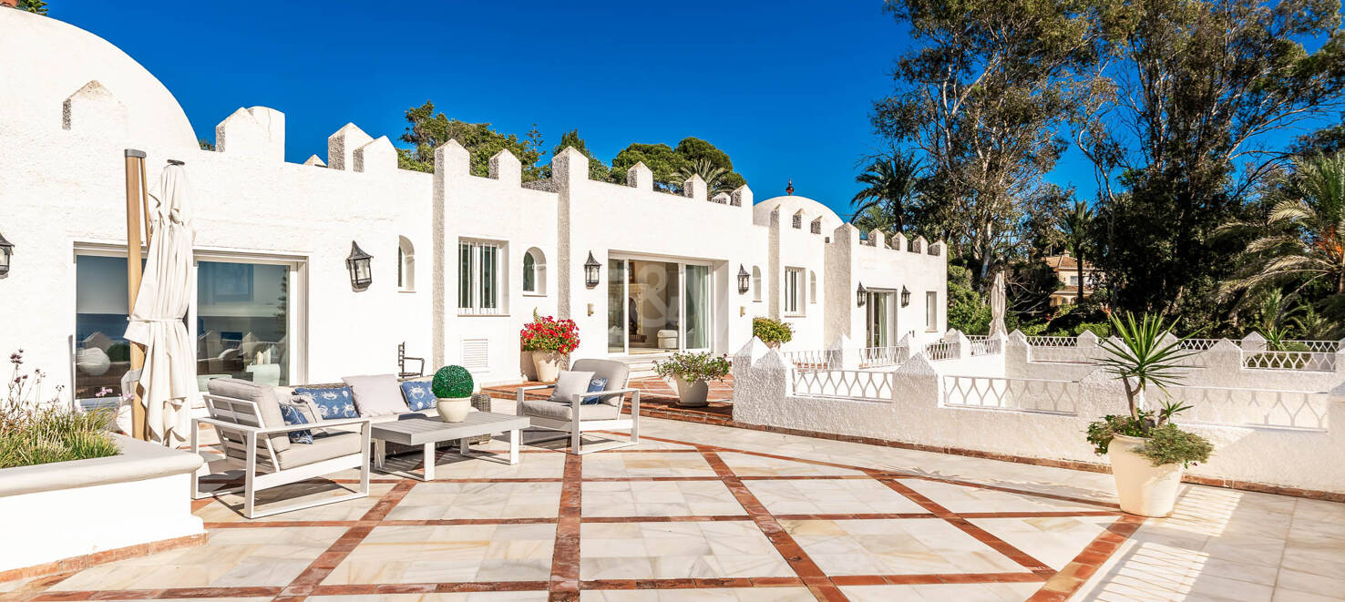 Iconic Frontline Beach Estate with Private Beach Access