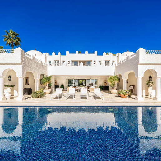 Iconic Frontline Beach Estate with Private Beach Access