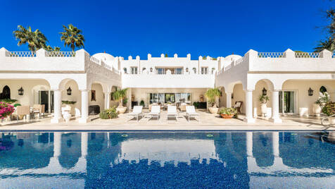 Iconic Frontline Beach Villa with Private Access