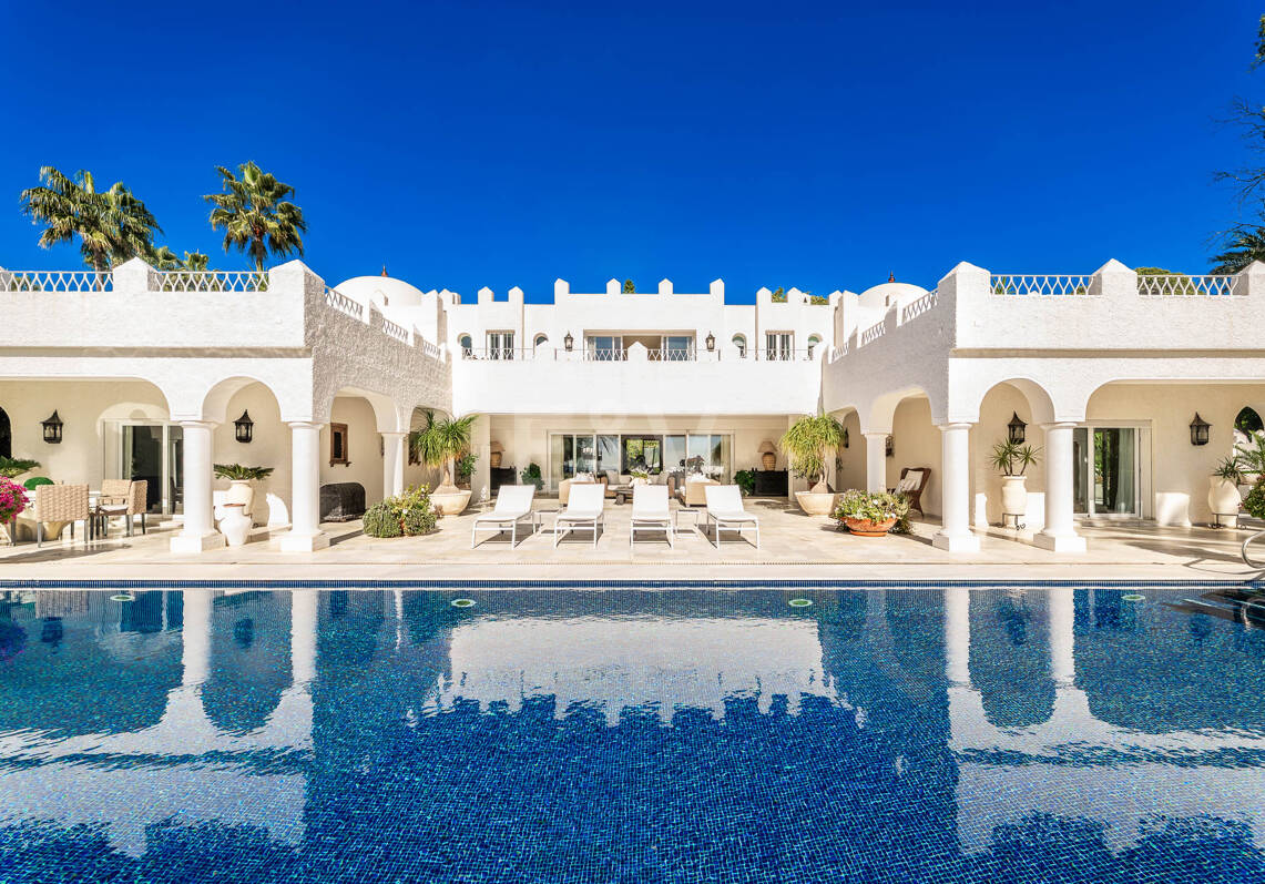 Iconic Frontline Beach Estate with Private Beach Access