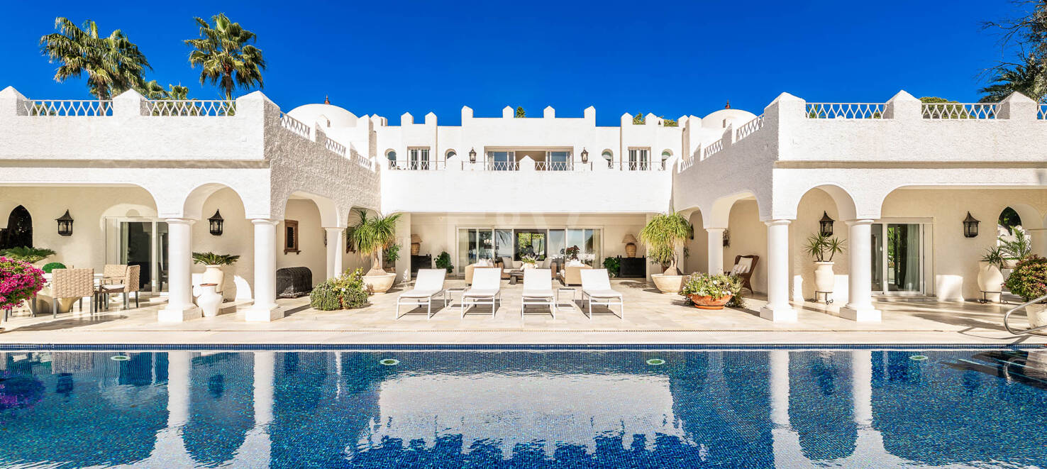 Iconic Frontline Beach Estate with Private Beach Access