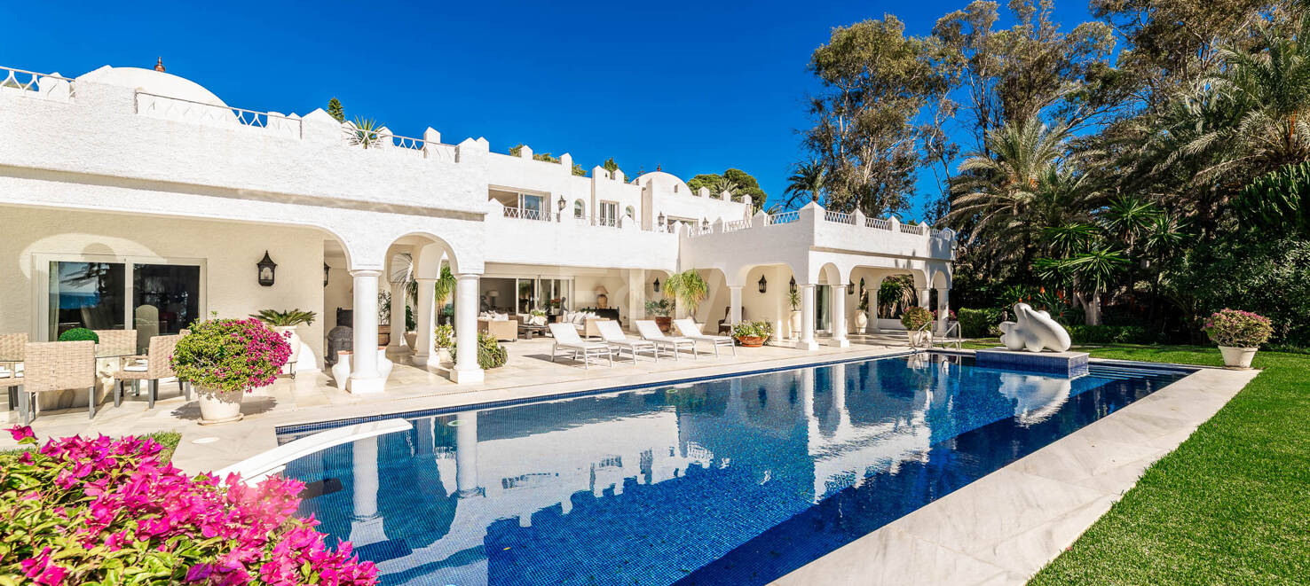 Iconic Frontline Beach Estate with Private Beach Access