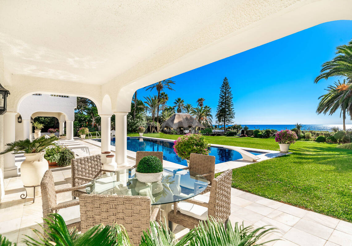 Iconic Frontline Beach Estate with Private Beach Access