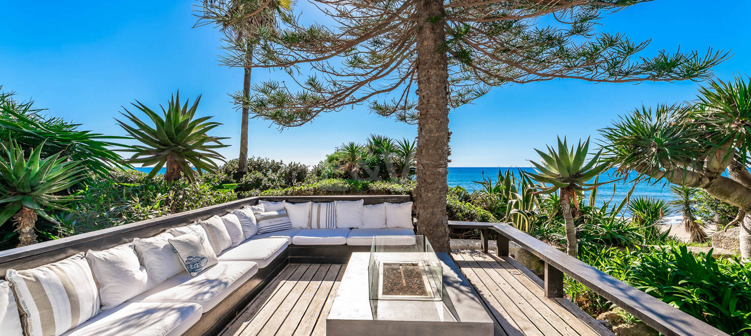 Iconic Frontline Beach Estate with Private Beach Access
