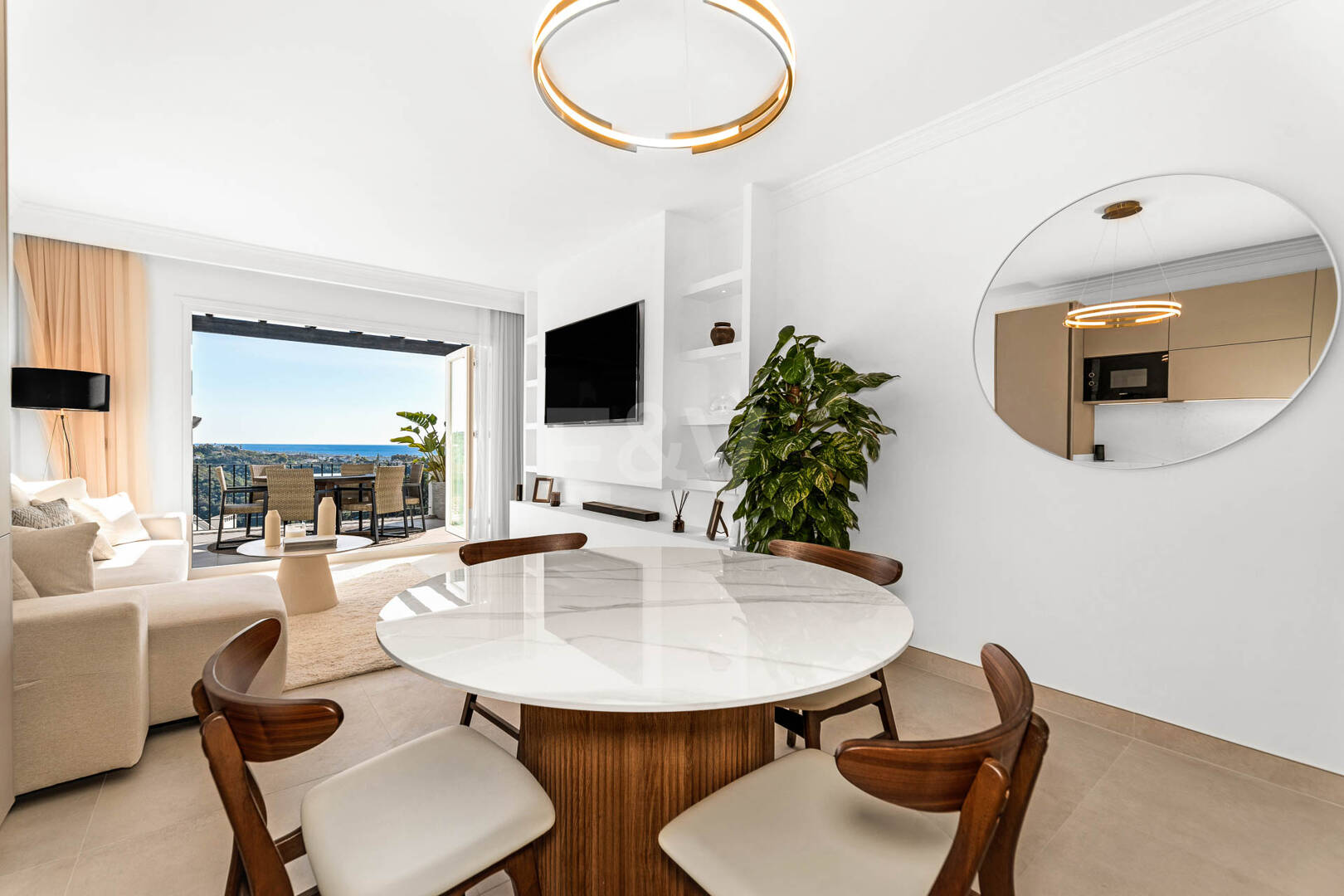 Exceptional Penthouse with Breathtaking Sea Views