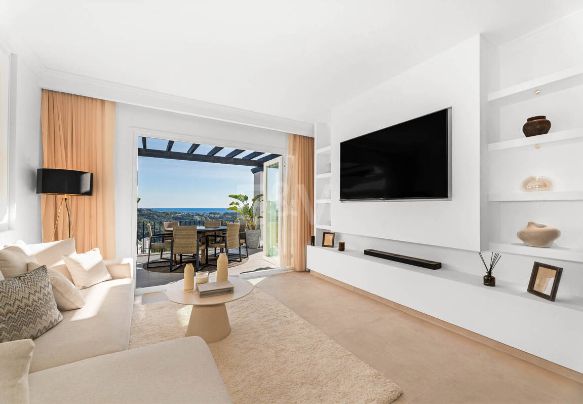 Exceptional Penthouse with Breathtaking Sea Views