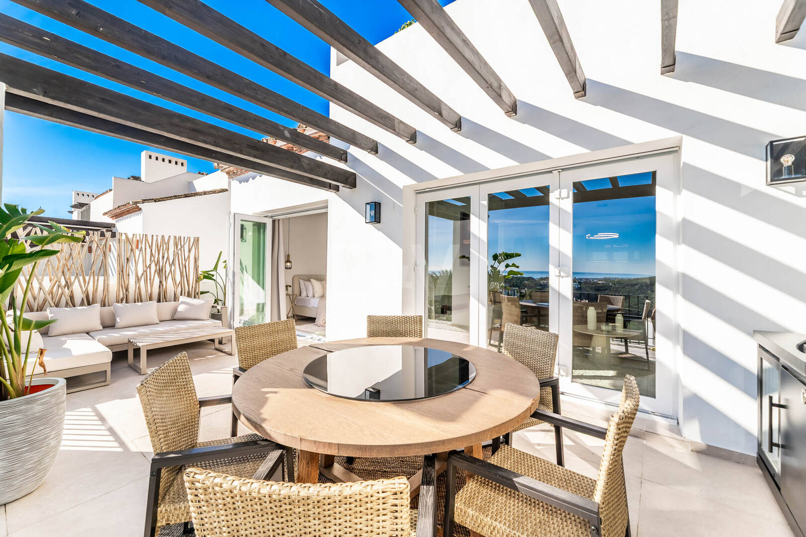 Exceptional Penthouse with Breathtaking Sea Views