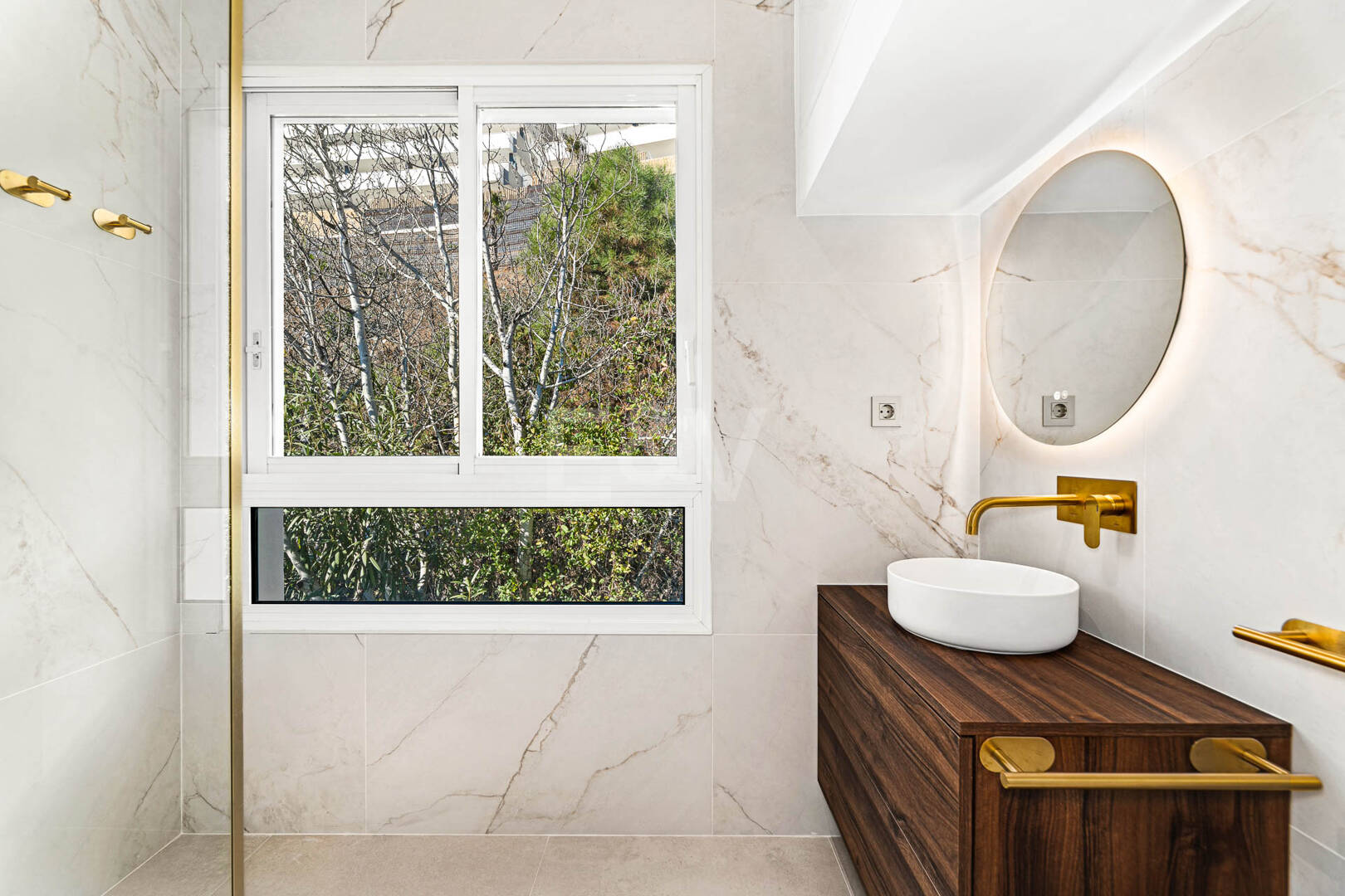 Exceptional Penthouse with Breathtaking Sea Views