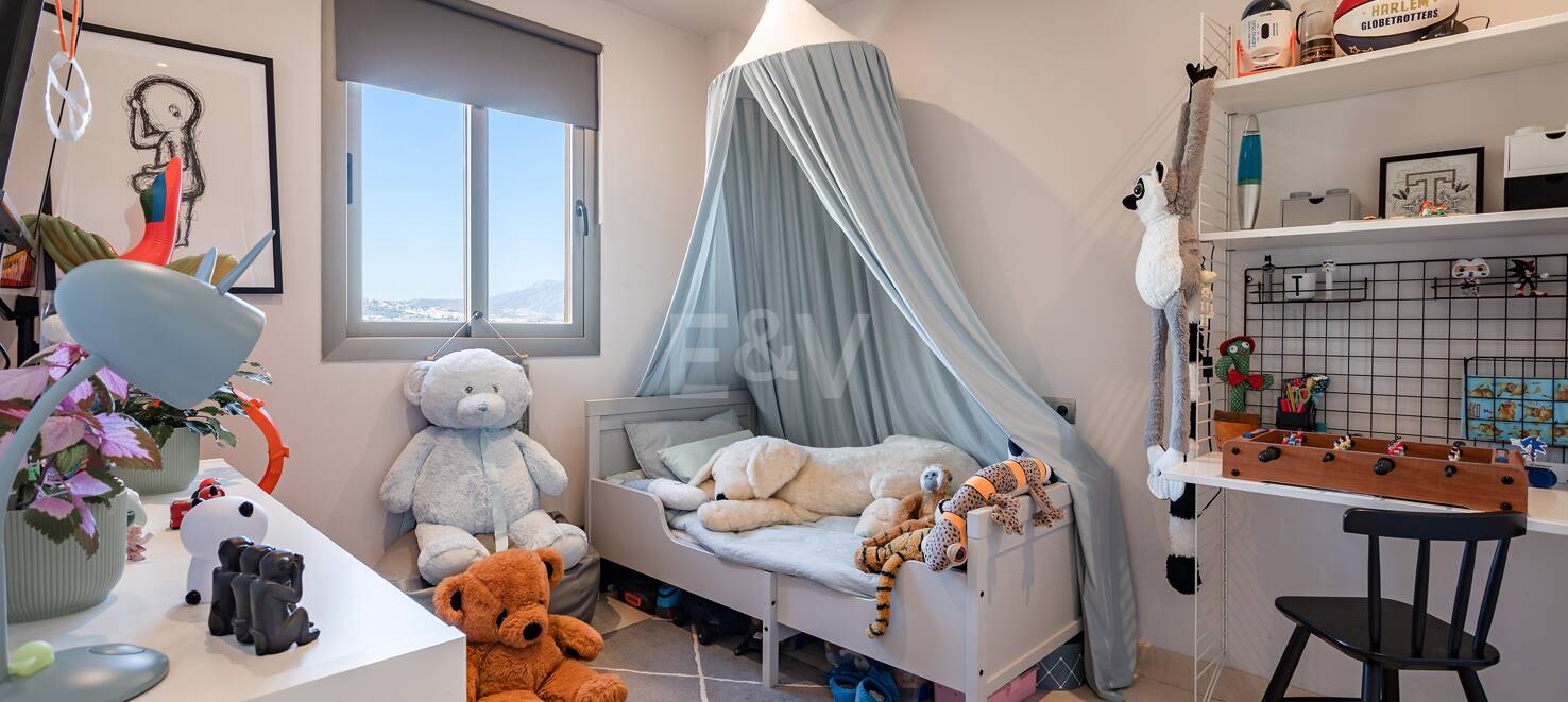 Dreamlike Terraced Penthouse Enhanced by Endless Horizons Views