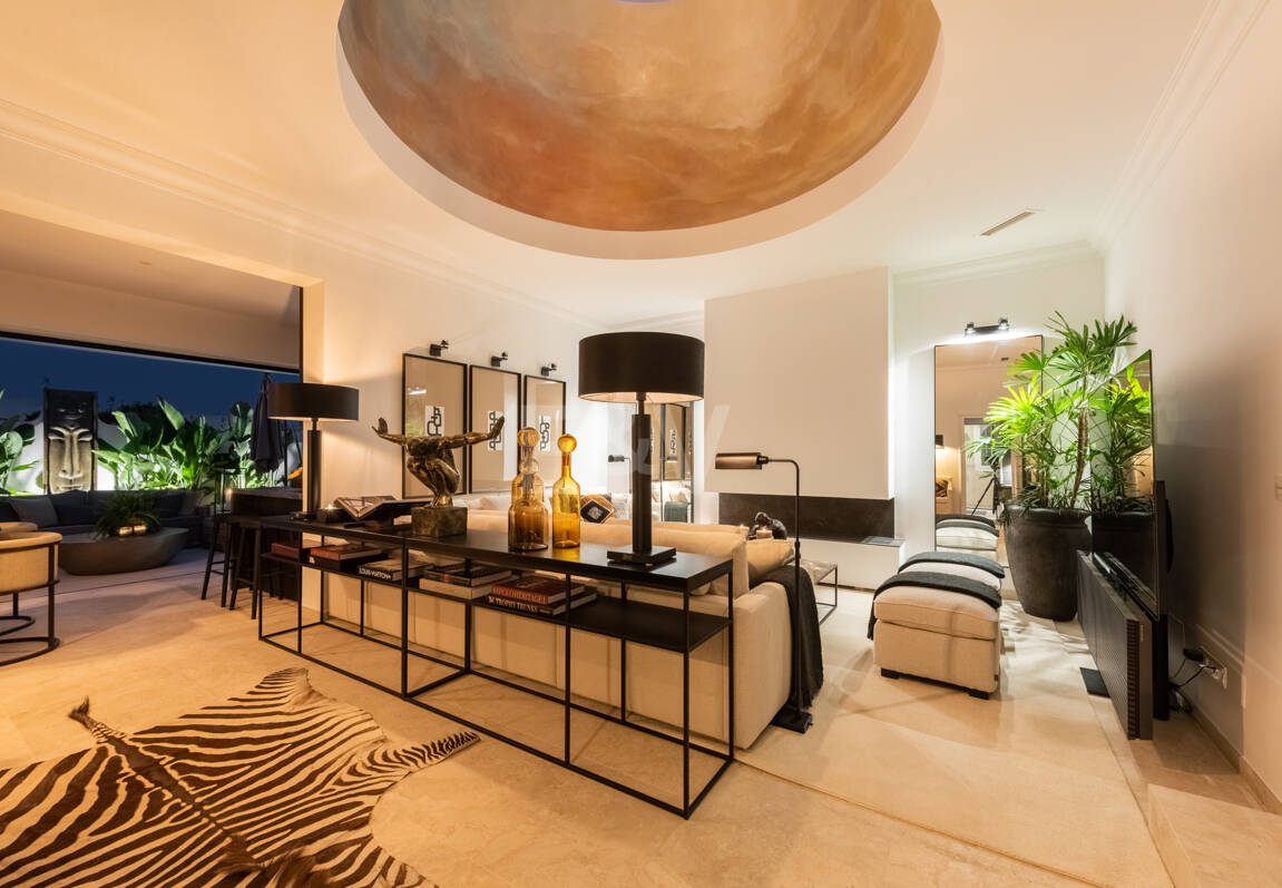 Contemporary Coastal Villa Steps from the Sea