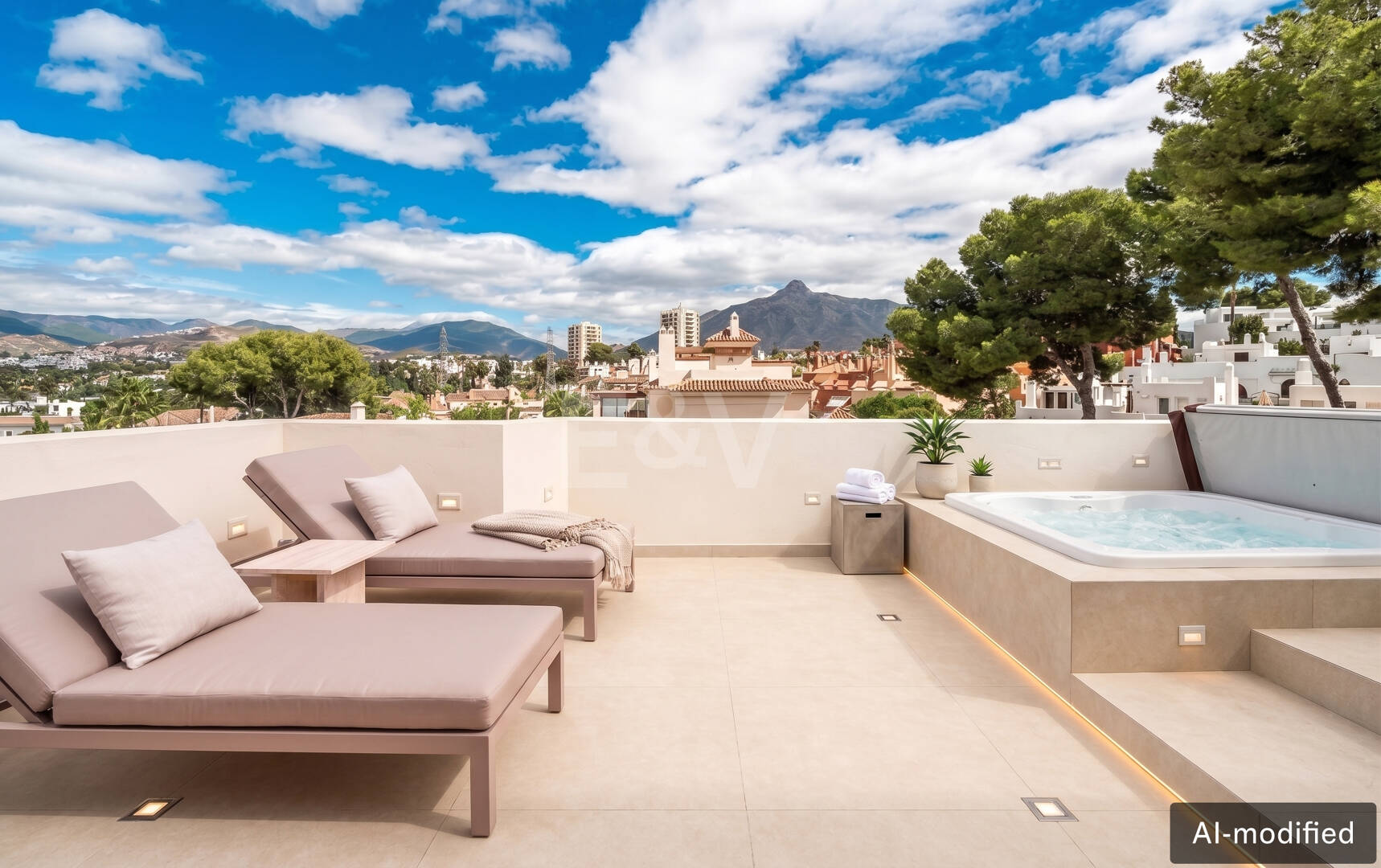 Penthouse with impressive Rooftop Solarium in Nueva Andalucía