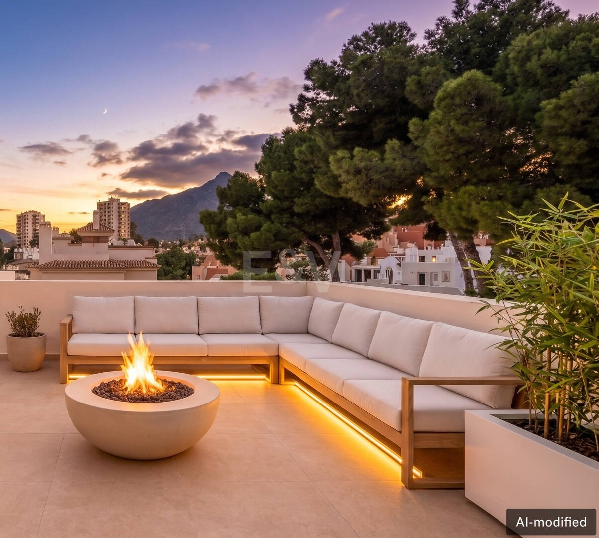 Penthouse with impressive Rooftop Solarium in Nueva Andalucía