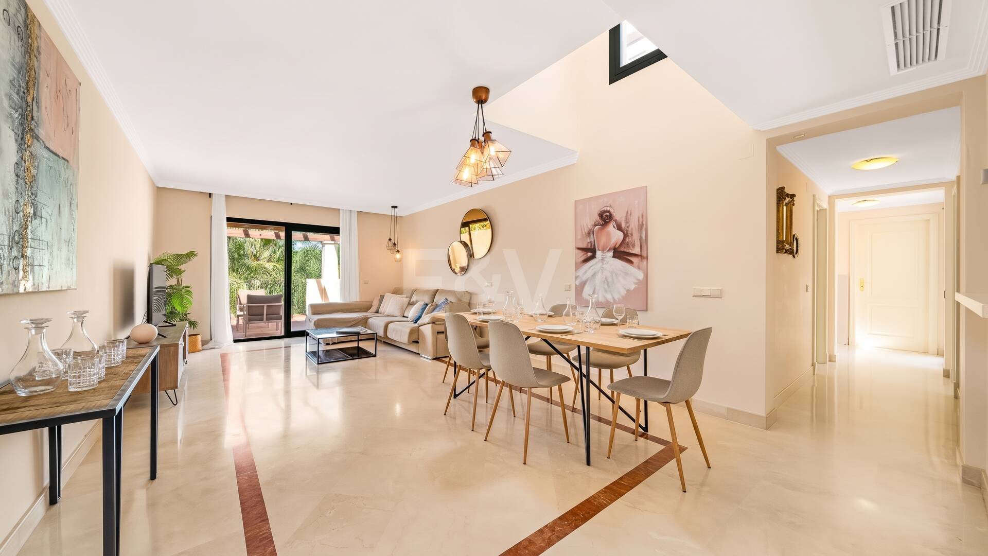 Penthouse with impressive Rooftop Solarium in Nueva Andalucía