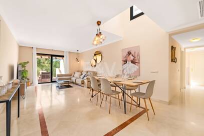 Penthouse with impressive Rooftop Solarium in Nueva Andalucía