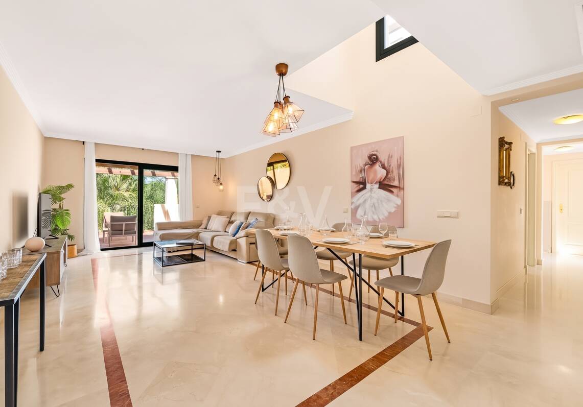 Penthouse with impressive Rooftop Solarium in Nueva Andalucía