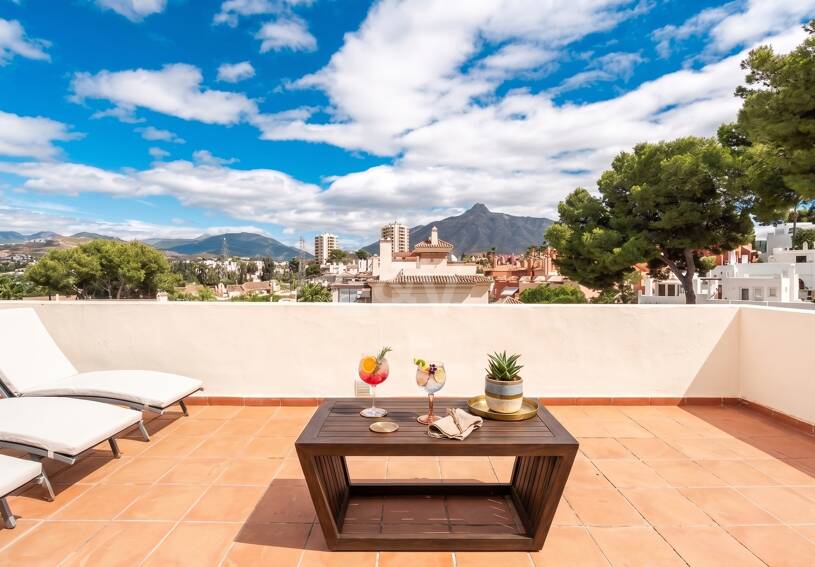 Penthouse with impressive Rooftop Solarium in Nueva Andalucía