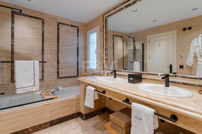 Acogedor apartamento en planta baja en Montebello Hills