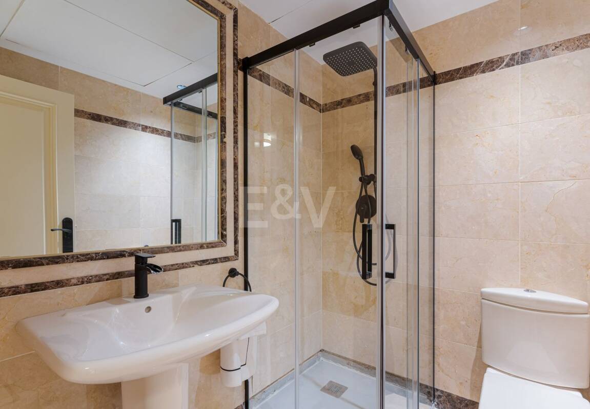 Acogedor apartamento en planta baja en Montebello Hills