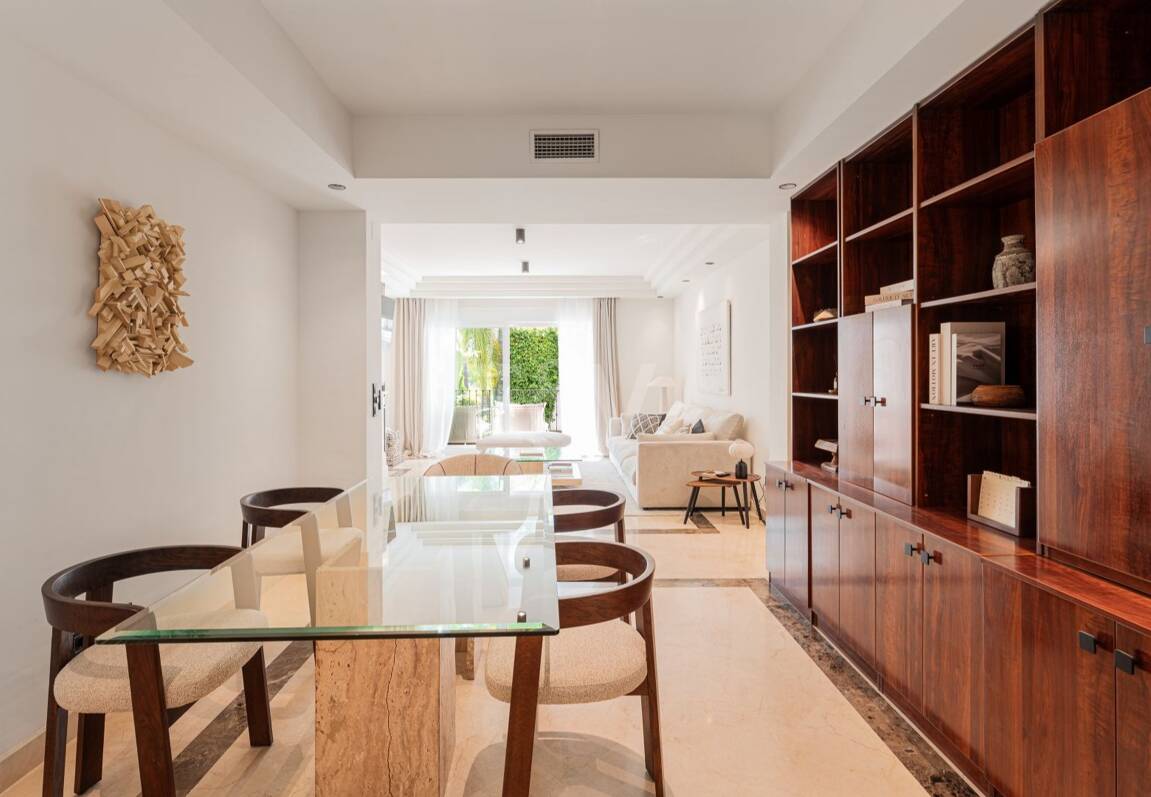 Acogedor apartamento en planta baja en Montebello Hills