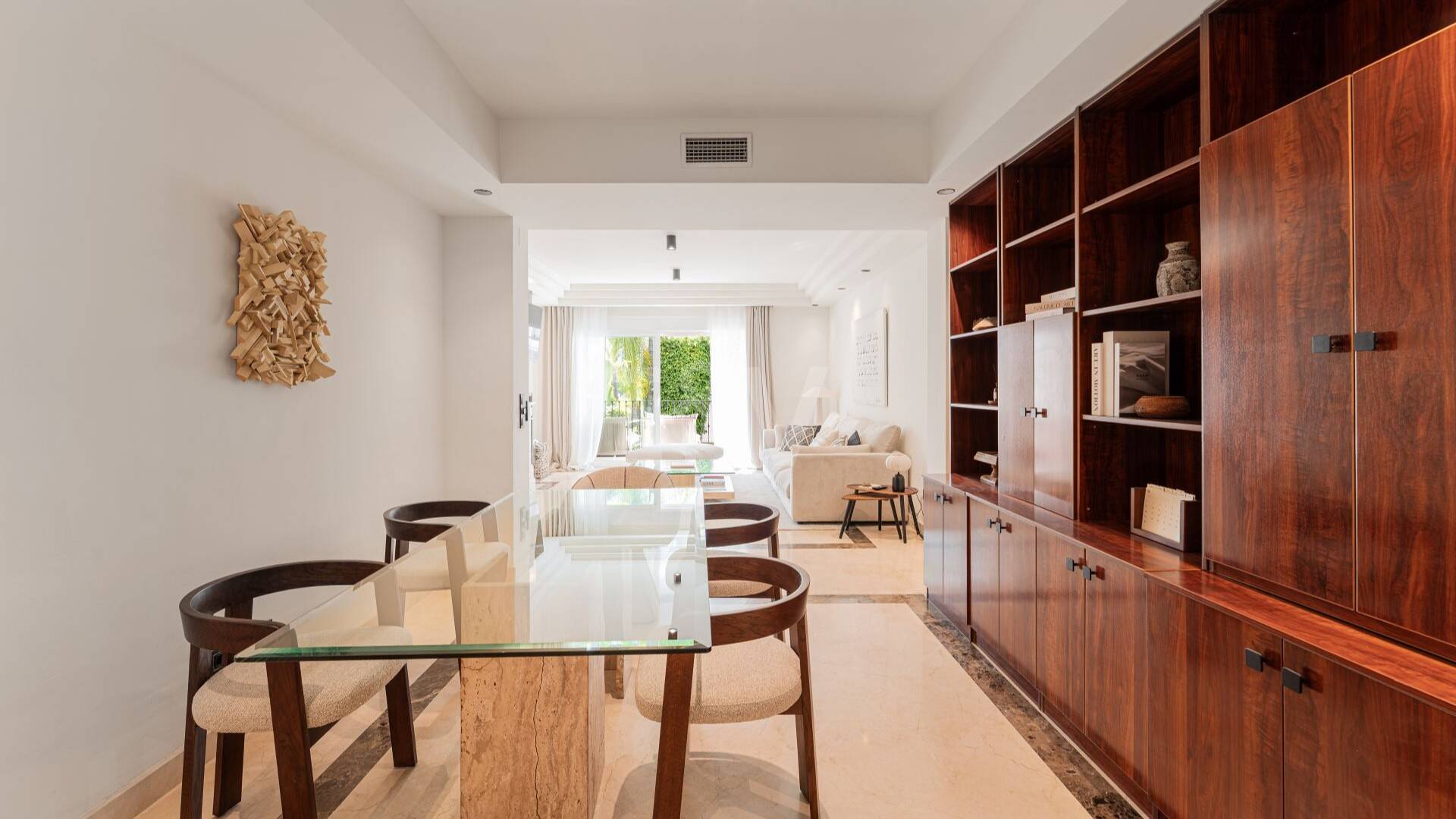 Apartament na parterze na sprzedaż w Marbella Hill Club, Marbella Golden Mile