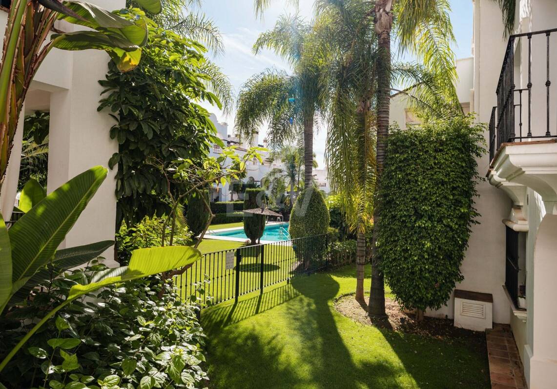 Acogedor apartamento en planta baja en Montebello Hills