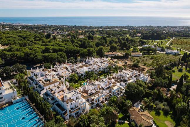 Acogedor apartamento en planta baja en Montebello Hills