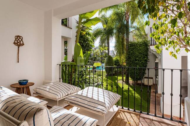 Acogedor apartamento en planta baja en Montebello Hills