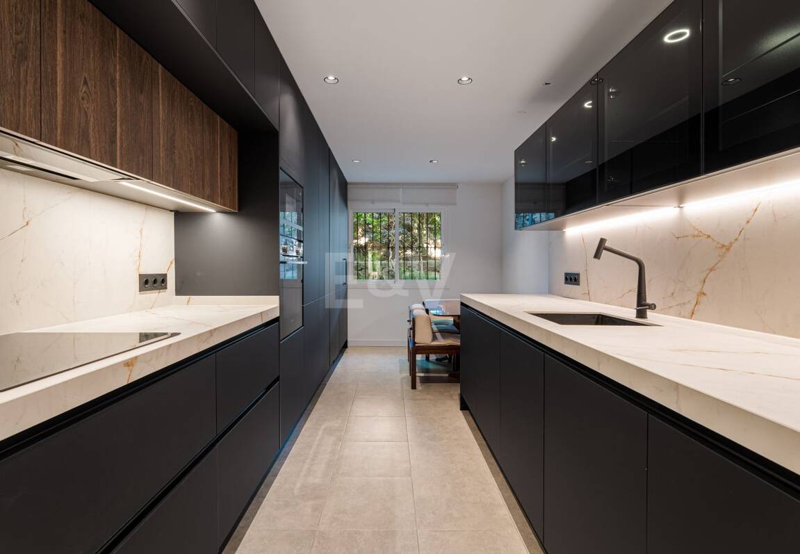 Acogedor apartamento en planta baja en Montebello Hills