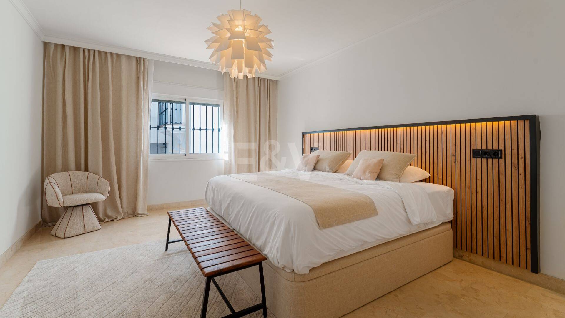 Acogedor apartamento en planta baja en Montebello Hills