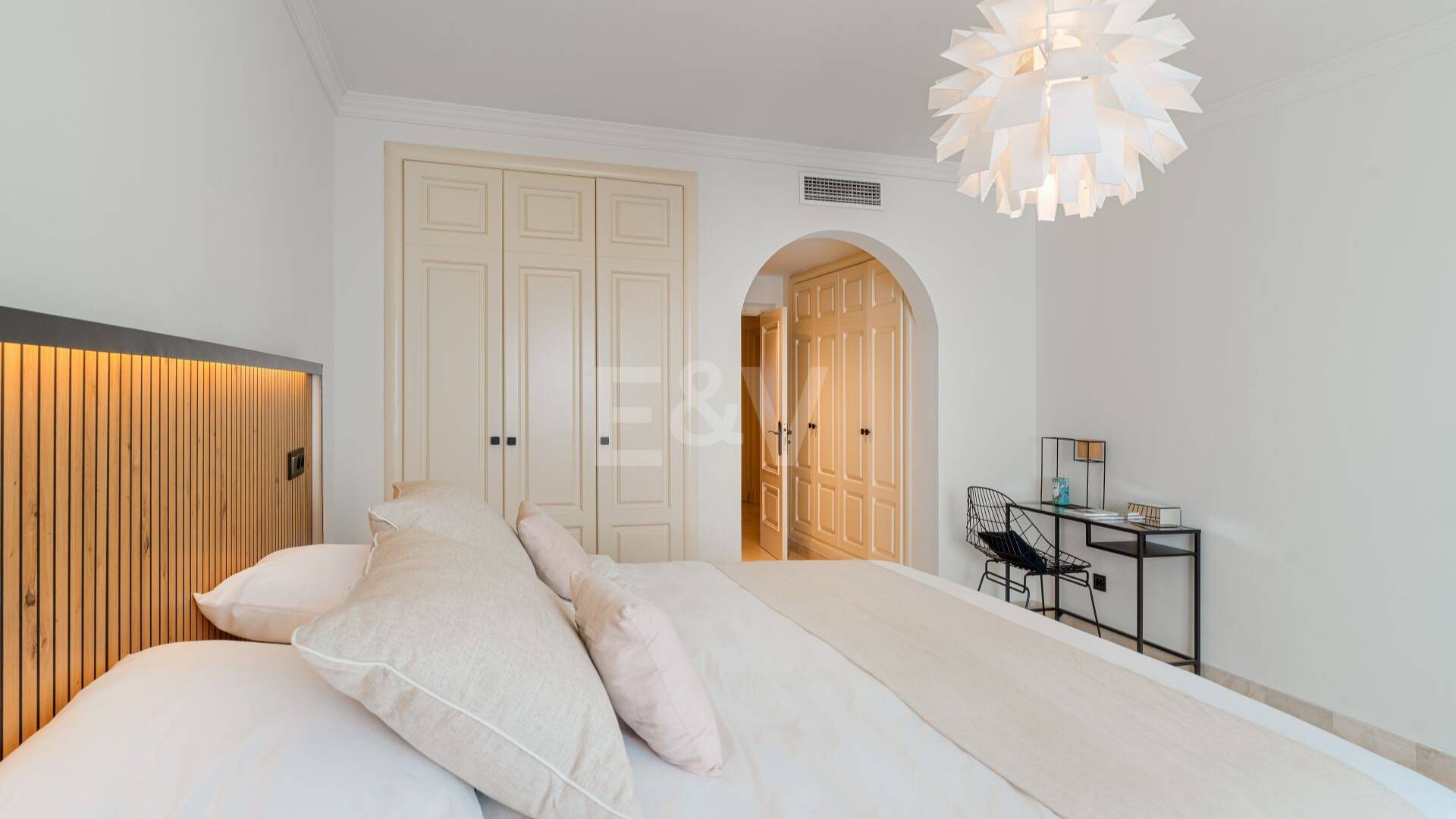 Apartament na parterze na sprzedaż w Marbella Hill Club, Marbella Golden Mile