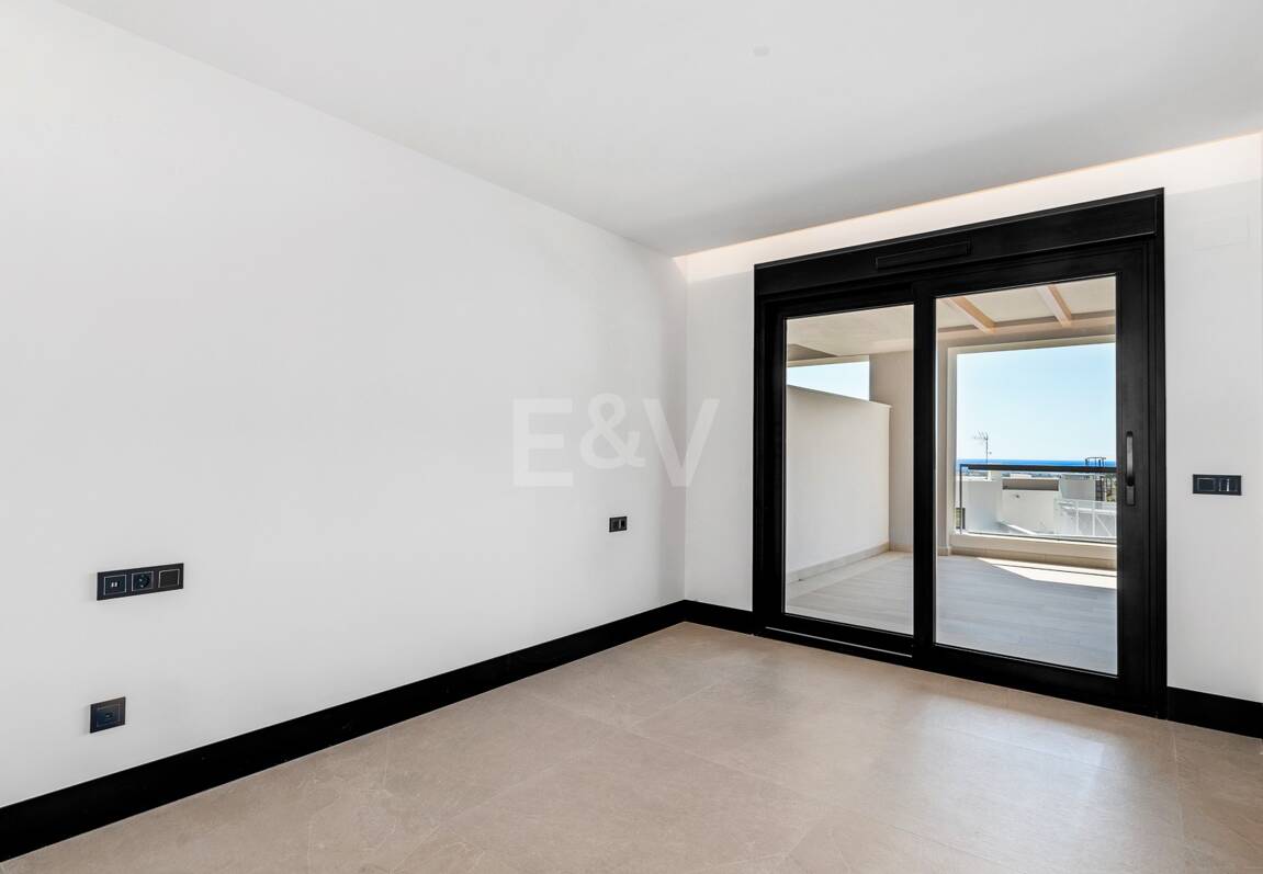Luxury brand new apartment with open sea views
