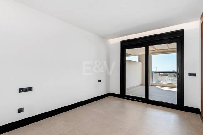Luxury brand new apartment with open sea views