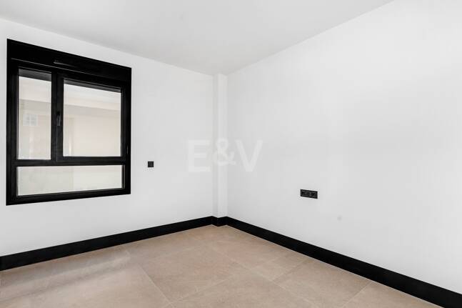 Luxury brand new apartment with open sea views