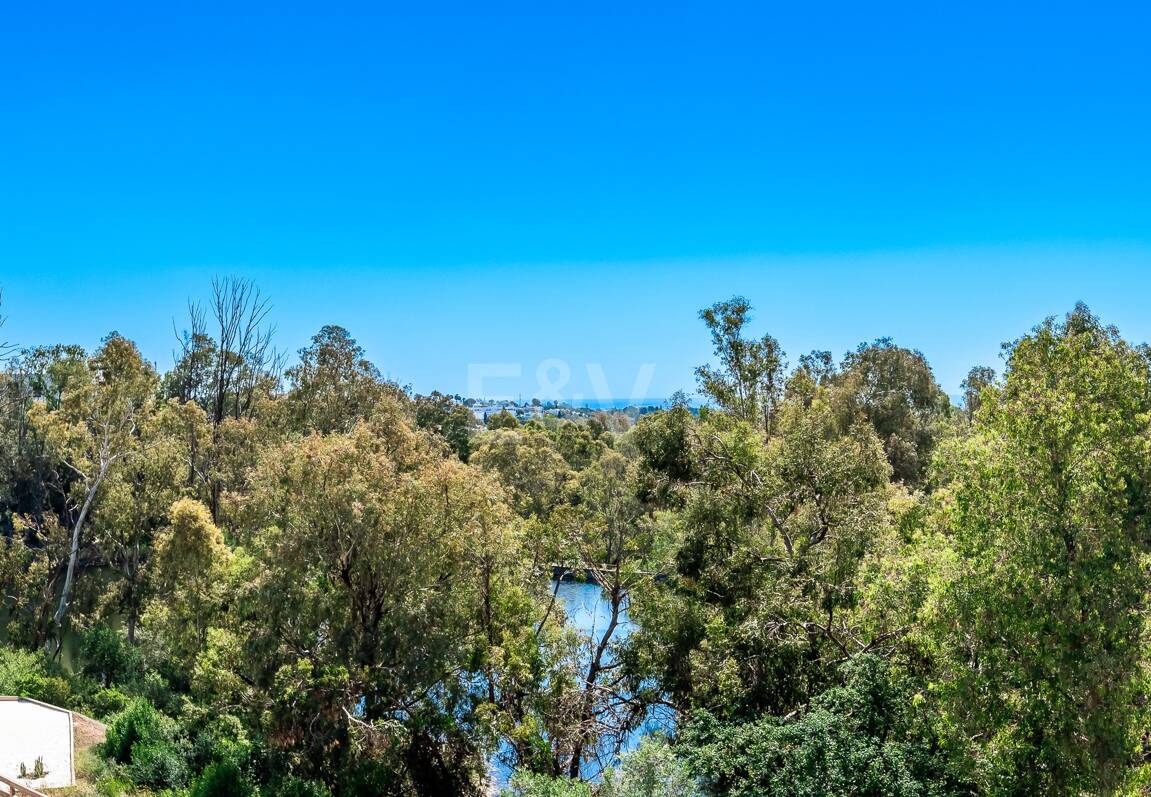 Luxury brand new apartment with open sea views