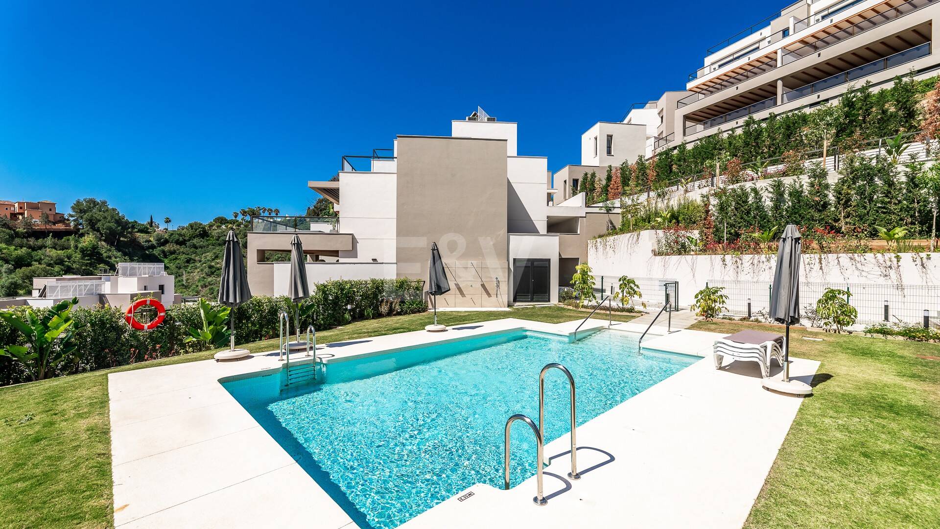 Luxury brand new apartment with open sea views