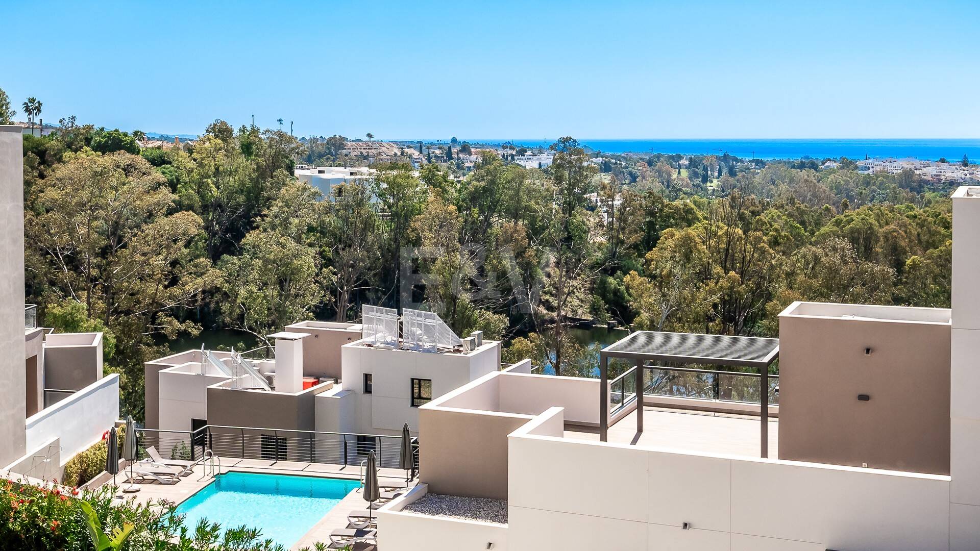 Luxury brand new apartment with open sea views