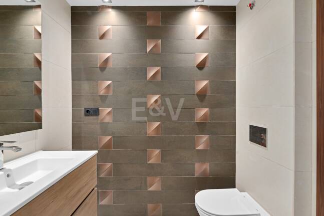 Luxury brand new apartment with open sea views