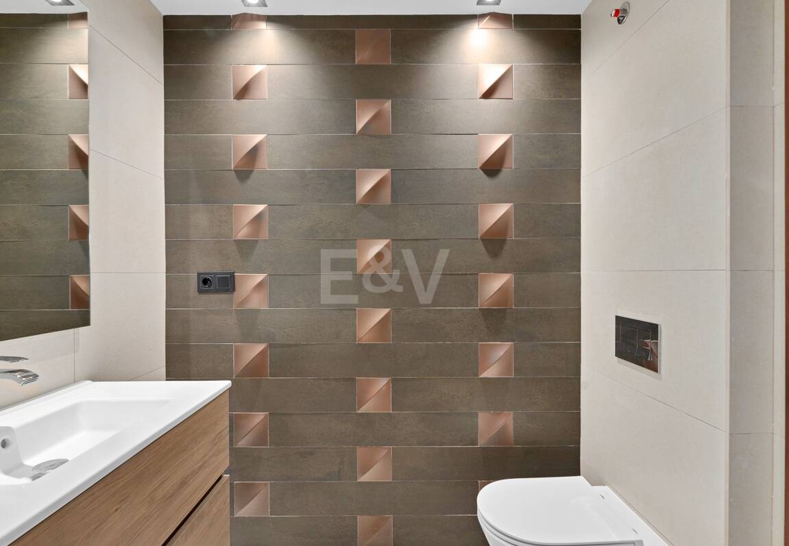 Luxury brand new apartment with open sea views