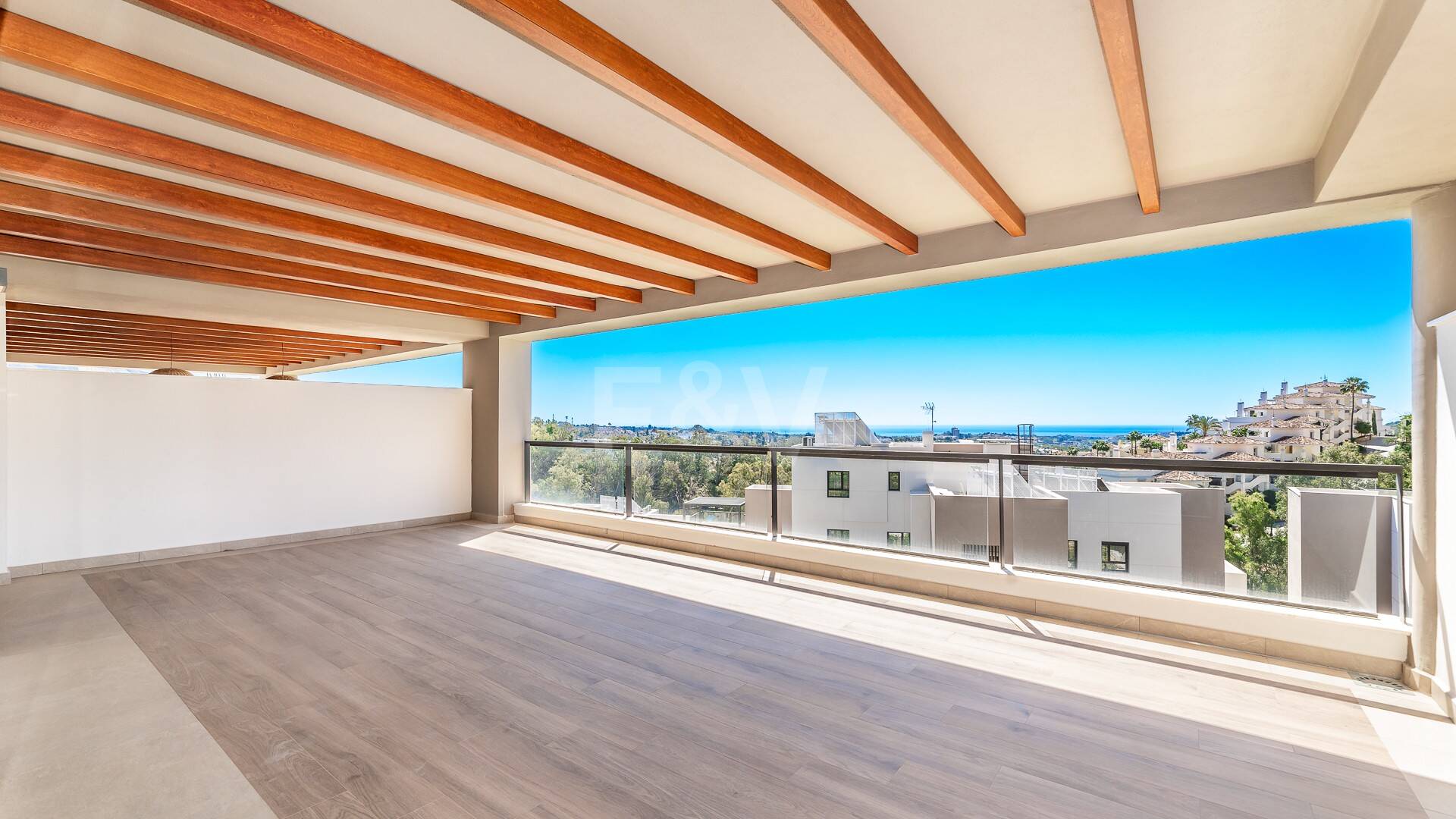 Luxury brand new apartment with open sea views